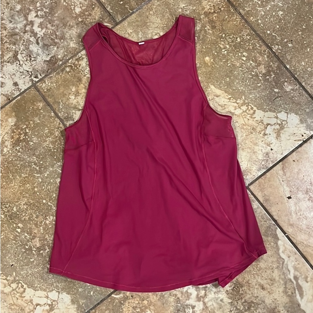 Lululemon tie back crop top